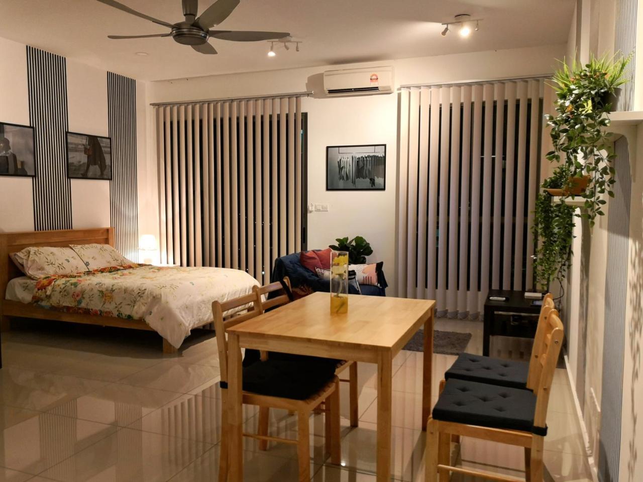 Colour-Theme Designed, Private Studio Home, Cybersquare 27B Cyberjaya, Flexihome-My Экстерьер фото