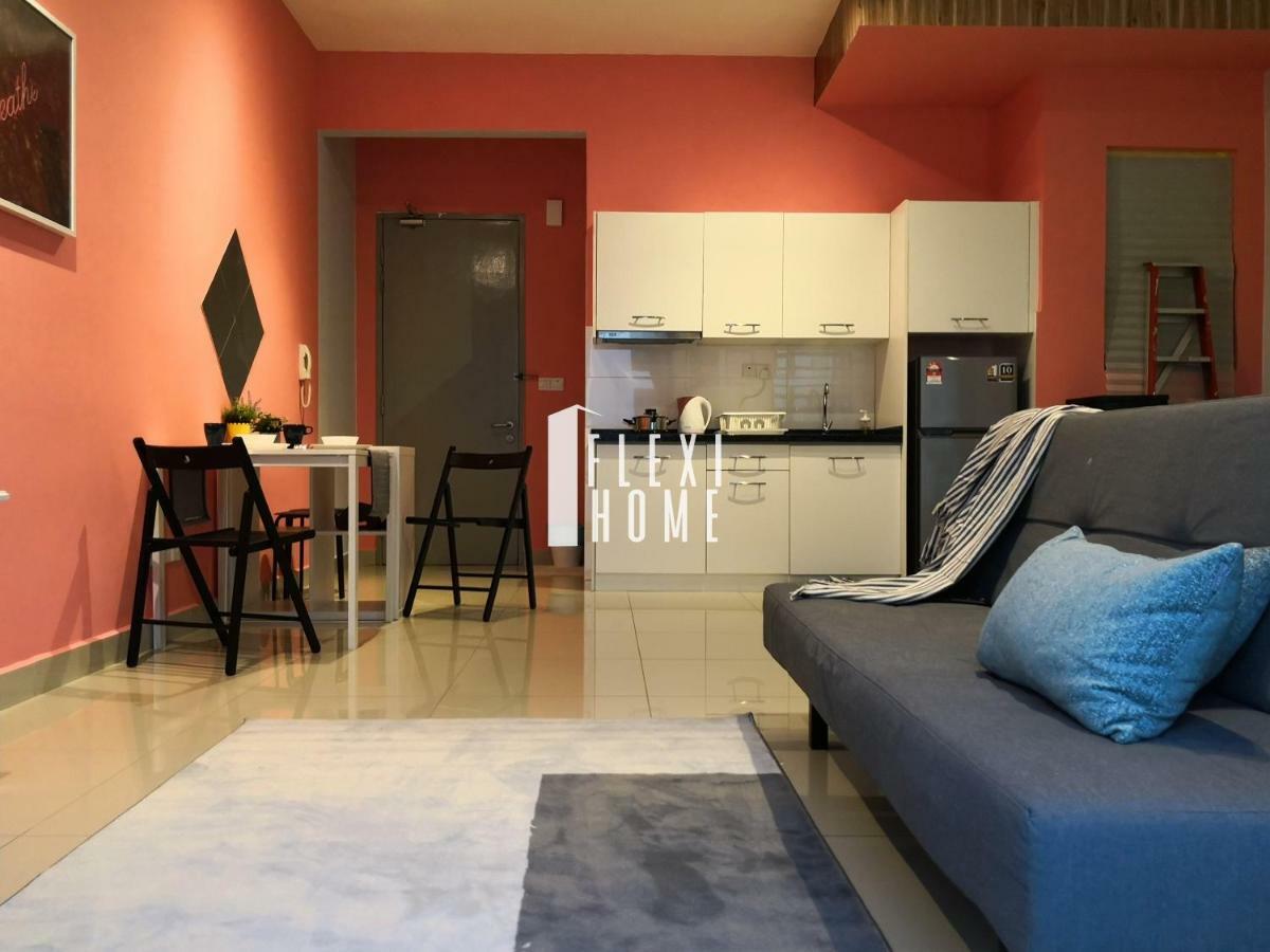 Colour-Theme Designed, Private Studio Home, Cybersquare 27B Cyberjaya, Flexihome-My Экстерьер фото