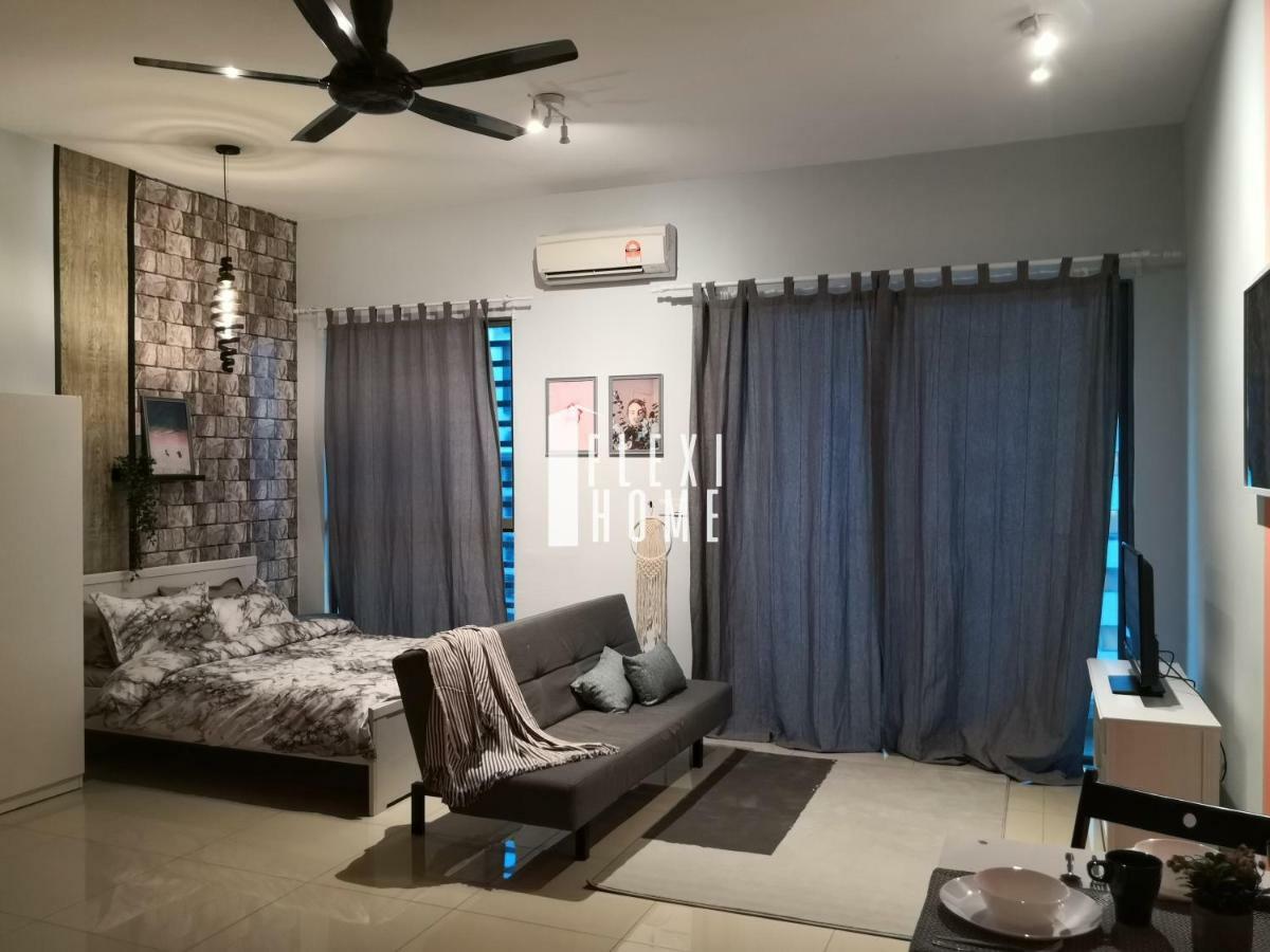 Colour-Theme Designed, Private Studio Home, Cybersquare 27B Cyberjaya, Flexihome-My Экстерьер фото
