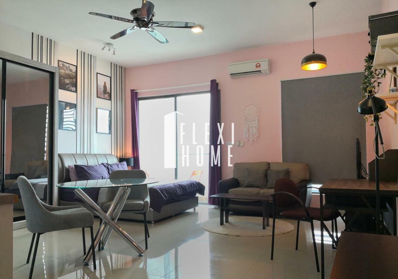 Colour-Theme Designed, Private Studio Home, Cybersquare 27B Cyberjaya, Flexihome-My Экстерьер фото