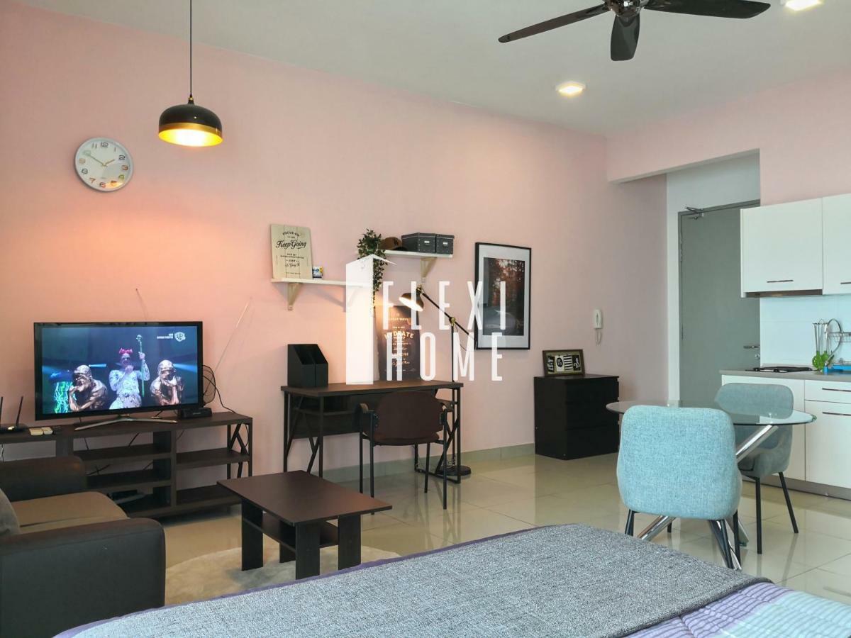 Colour-Theme Designed, Private Studio Home, Cybersquare 27B Cyberjaya, Flexihome-My Экстерьер фото