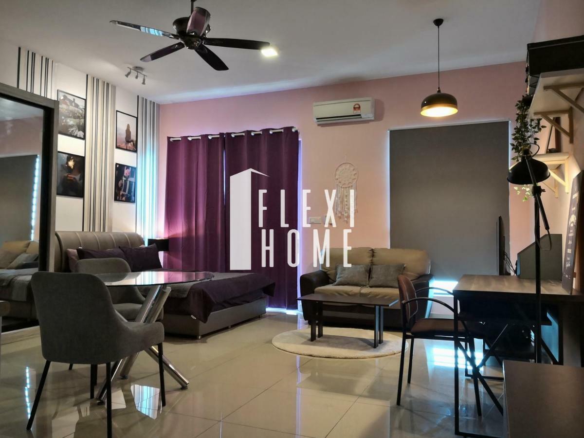 Colour-Theme Designed, Private Studio Home, Cybersquare 27B Cyberjaya, Flexihome-My Экстерьер фото